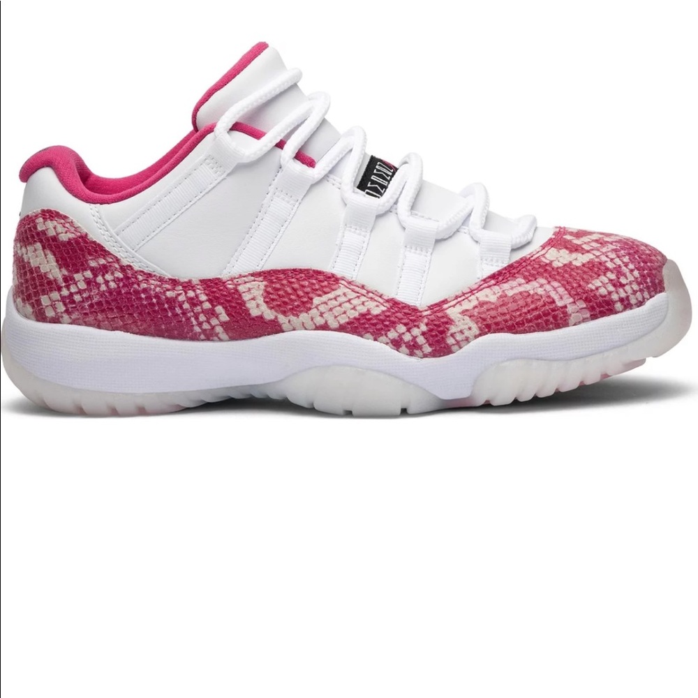 Womens Air Jordan 11 Retro LOW